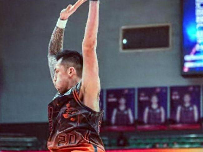 世界杯比赛在线观看软件-俱乐部杯山东战稠州，两队四点相同半斤八两，一点不同高速有优势